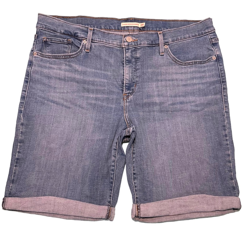 Levi’s Classic Bermuda Women’s Shorts Medium Wash Size 18W